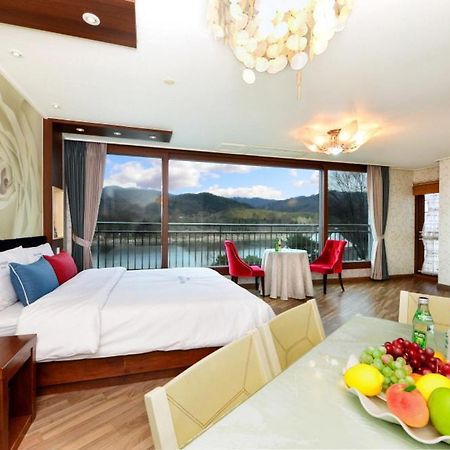 Moonlight Blue Pension Gapyeong Extérieur photo