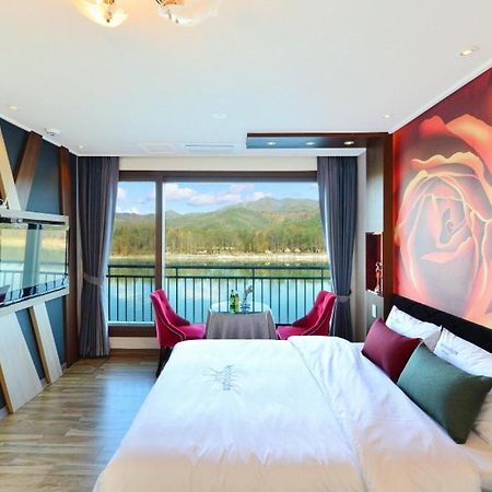 Moonlight Blue Pension Gapyeong Extérieur photo