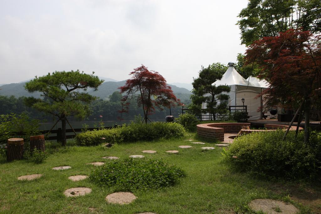 Moonlight Blue Pension Gapyeong Extérieur photo