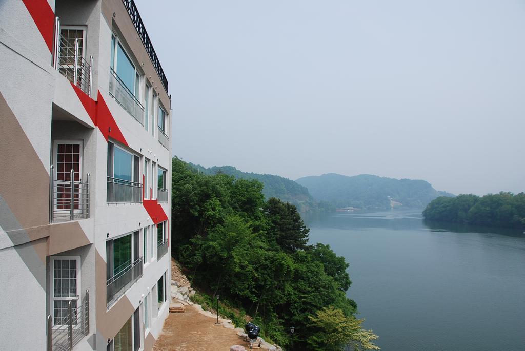 Moonlight Blue Pension Gapyeong Extérieur photo