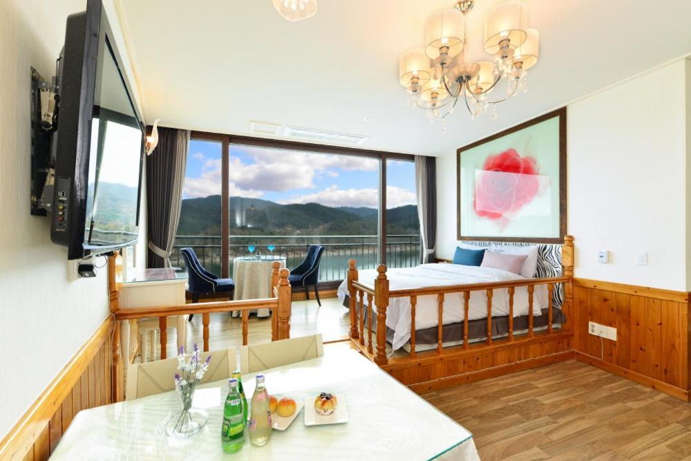 Moonlight Blue Pension Gapyeong Extérieur photo