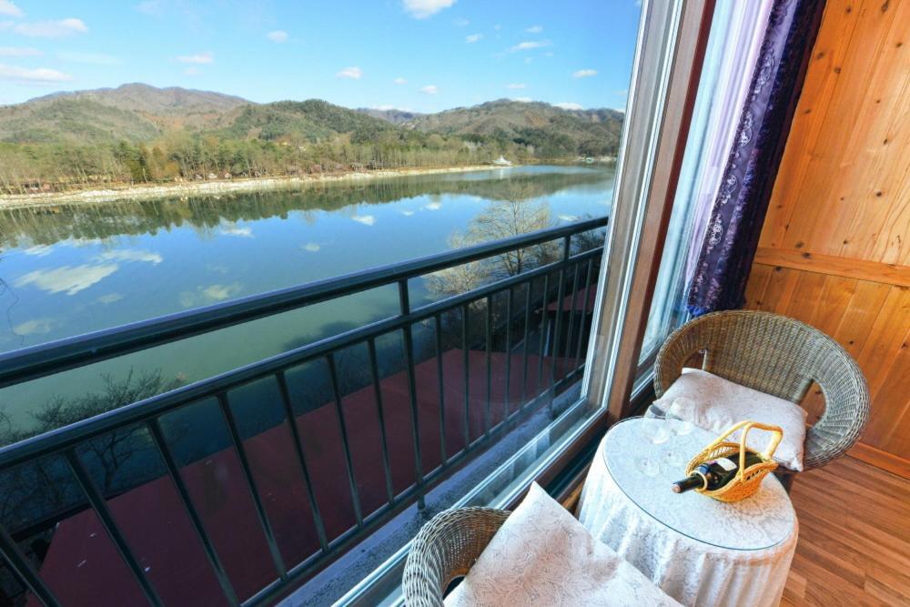 Moonlight Blue Pension Gapyeong Extérieur photo