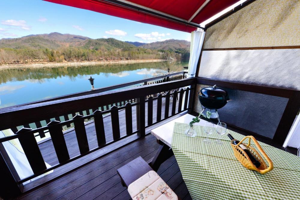 Moonlight Blue Pension Gapyeong Extérieur photo
