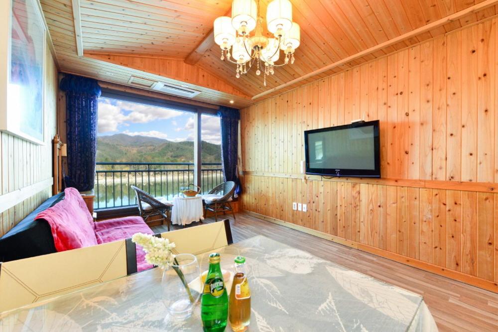 Moonlight Blue Pension Gapyeong Extérieur photo