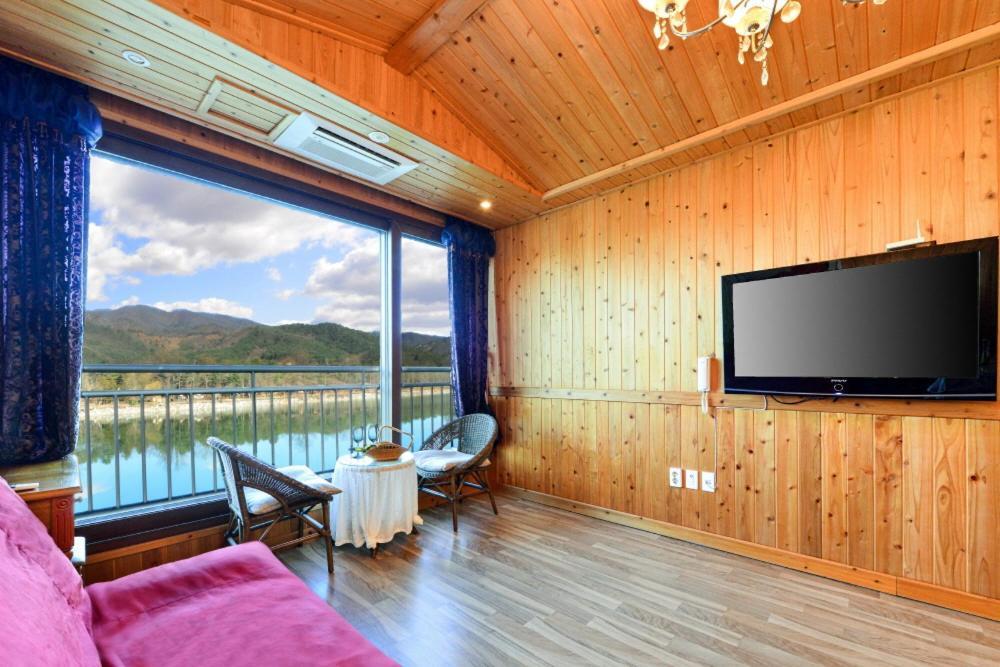 Moonlight Blue Pension Gapyeong Extérieur photo